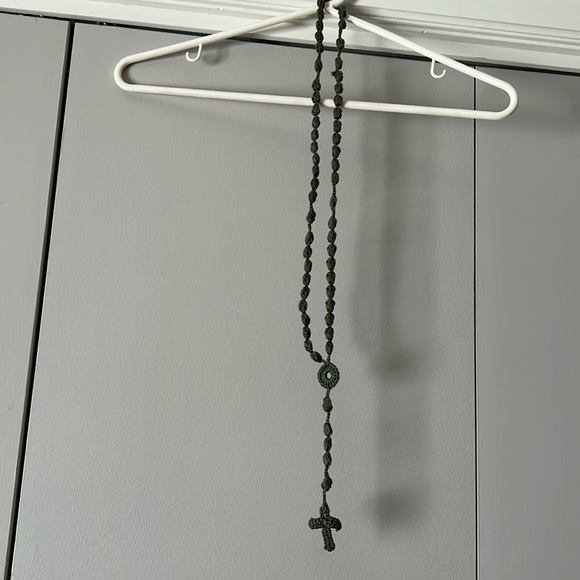 Crocheted rosary - Picture 1 of 2